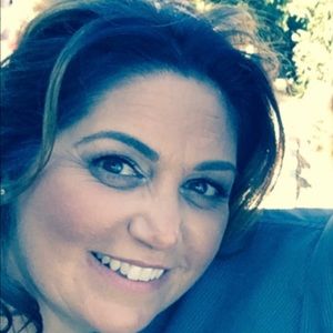 Meet your Posher, Kelli